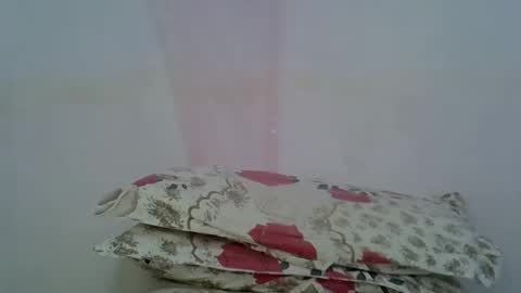 KEYSHA online show from March 14, 2026, 4:40 am