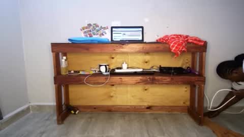 Snapshot of queenkiah chatting on November 10, 2025, 4:39 pm Nina online show from November 10, 2025, 4:39 pm