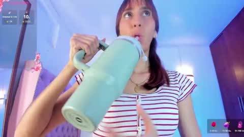 Andrea  online show from March 15, 2026, 2:23 pm