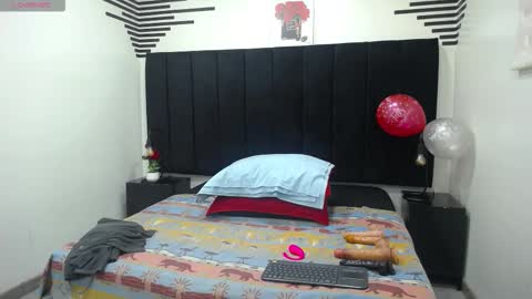 VickyBoobss online show from January 5, 2026, 7:28 pm