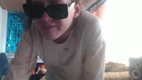 Snapshot of queennicky88 chatting on October 14, 2025, 4:30 pm Nico online show from October 14, 2025, 4:30 pm