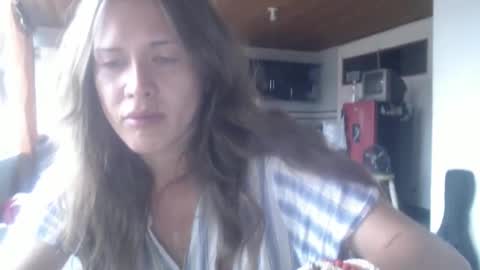 Snapshot of queennicky88 chatting on November 11, 2025, 10:10 pm Nico online show from November 11, 2025, 10:10 pm