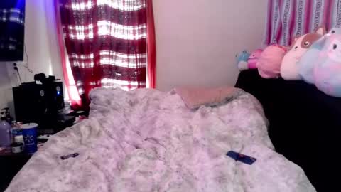 QueenOfHearts online show from February 9, 2025, 8:34 pm