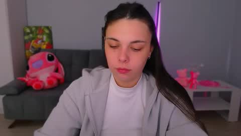 Snapshot of queenofthesense chatting on October 12, 2025, 10:47 am Patricia online show from October 12, 2025, 10:47 am