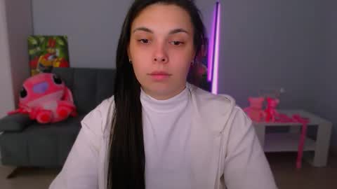 Snapshot of queenofthesense chatting on October 19, 2025, 10:49 am Patricia online show from October 19, 2025, 10:49 am