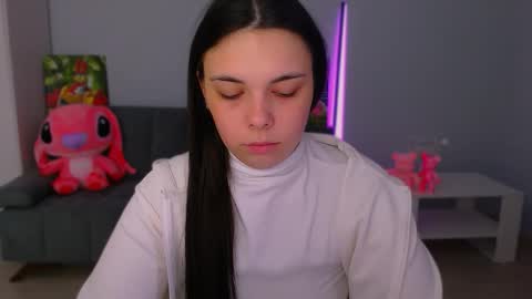 Snapshot of queenofthesense chatting on October 20, 2025, 8:48 am Patricia online show from October 20, 2025, 8:48 am