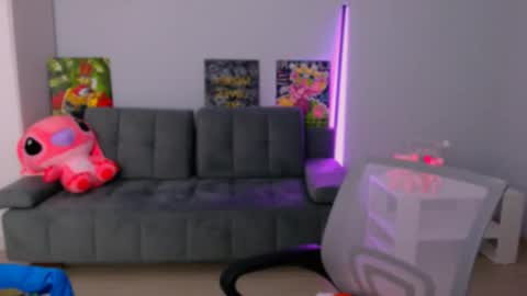 Snapshot of queenofthesense chatting on October 27, 2025, 6:12 pm Patricia online show from October 27, 2025, 6:12 pm