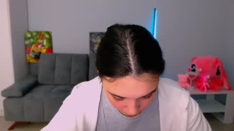 Snapshot of queenofthesense chatting on November 6, 2025, 5:14 pm Patricia online show from November 6, 2025, 5:14 pm