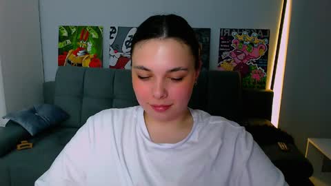 Patricia online show from April 1, 2026, 1:41 pm