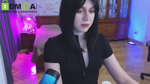     follow my new insta  online show from January 14, 2026, 11:31 pm