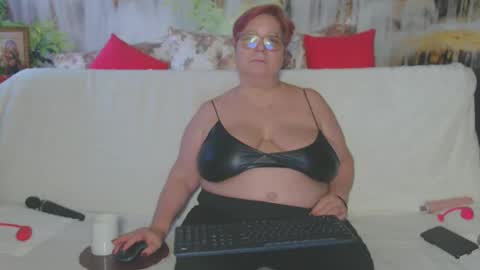 QueenPammy online show from February 4, 2025, 2:43 pm
