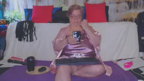 QueenPammy online show from March 31, 2026, 8:26 am