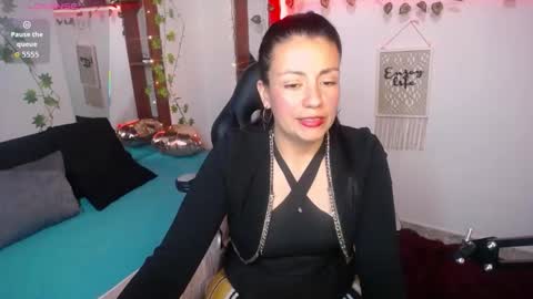 queenrose94 online show from February 25, 2026, 3:54 pm