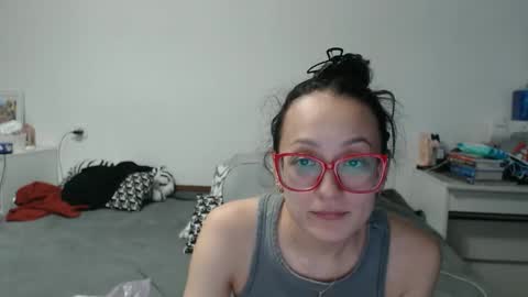 queensofiaqueen online show from April 11, 2026, 12:31 pm