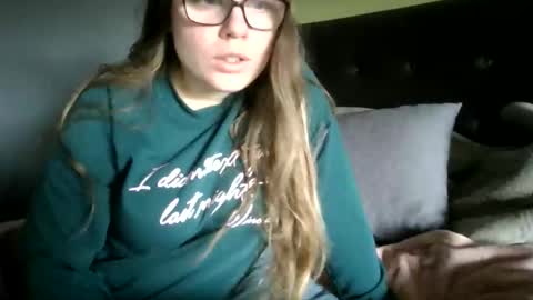 Snapshot of queenstuff chatting on February 10, 2026, 11:25 am queenstuff online show from February 10, 2026, 11:25 am