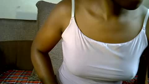 queentasha0 online show from June 19, 2026, 6:23 pm