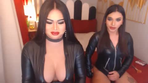queenshasha and nathalie online show from January 5, 2025, 12:42 am