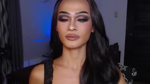 ValentinaMoone online show from November 5, 2025, 3:12 pm