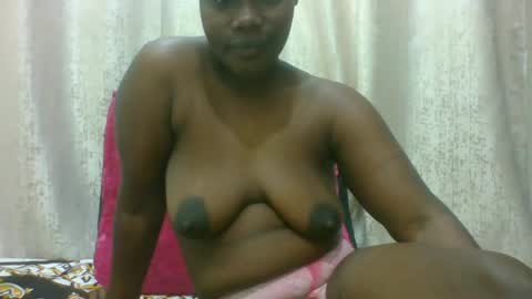 Snapshot of queenvivy chatting on August 3, 2026, 6:56 am VIVIAN online show from August 3, 2026, 6:56 am