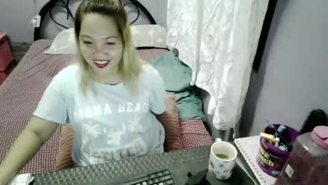 quelly40 online show from November 6, 2025, 4:52 pm