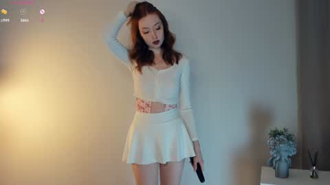 Fiona online show from December 13, 2024, 4:22 am