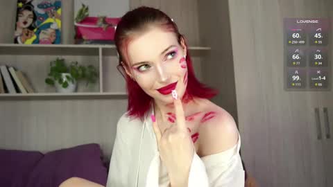 Fiona online show from October 29, 2025, 4:04 am