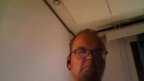 quicke71 online show from July 24, 2026, 7:01 pm