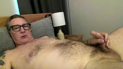 quietmature online show from June 14, 2026, 8:44 pm