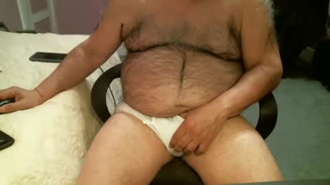 Snapshot of quietnshy2 chatting on January 8, 2025, 3:29 am quietnshy2 online show from January 8, 2025, 3:29 am