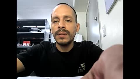 Snapshot of quik32 chatting on March 11, 2025, 2:18 pm quik32 online show from March 11, 2025, 2:18 pm