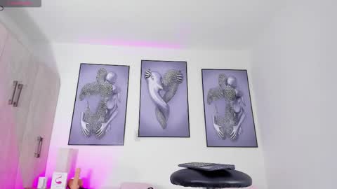 Quinn Spencer online show from November 26, 2025, 4:24 am