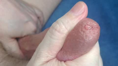 Ryan V online show from April 21, 2026, 1:42 am