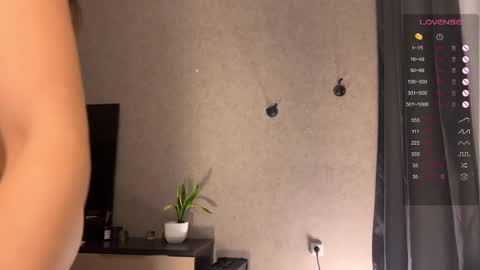 Next stream  December 1 FANSLY Loxrye online show from March 2, 2025, 5:47 pm