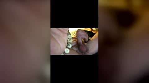 r0bi42 online show from January 15, 2026, 8:01 pm