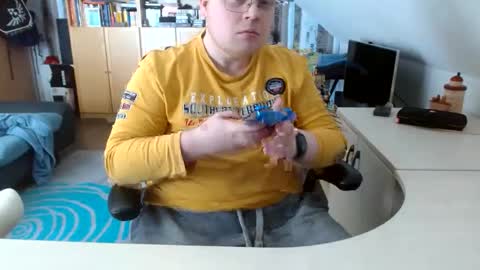 Justin online show from March 2, 2025, 12:54 pm