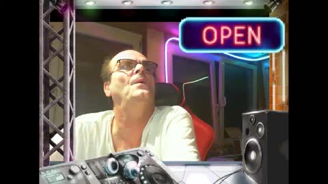 dj mike online show from March 7, 2025, 9:38 pm