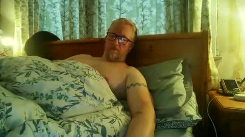 Snapshot of r_o_h_a_n_r_o_o_m chatting on February 9, 2026, 3:05 pm r_o_h_a_n_r_o_o_m online show from February 9, 2026, 3:05 pm