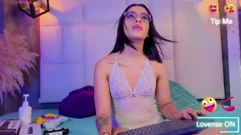Rachel Donnelly online show from June 22, 2026, 12:24 am