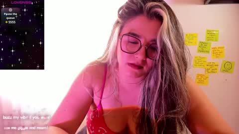 Snapshot of rachel_fo chatting on December 2, 2024, 8:44 pm Rachel Foss online show from December 2, 2024, 8:44 pm