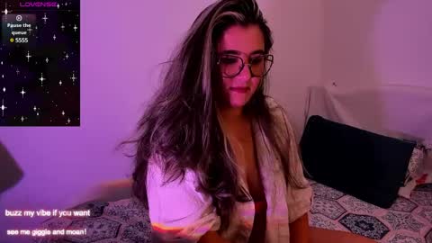 Snapshot of rachel_fo chatting on December 18, 2024, 6:57 pm Rachel Foss online show from December 18, 2024, 6:57 pm