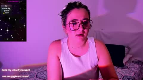 Snapshot of rachel_fo chatting on December 21, 2024, 8:54 pm Rachel Foss online show from December 21, 2024, 8:54 pm