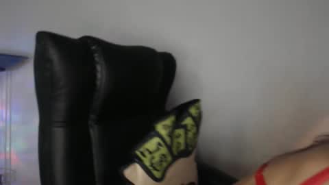    online show from November 28, 2025, 11:18 pm