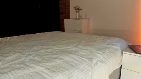 Sherryl online show from November 3, 2025, 6:31 pm