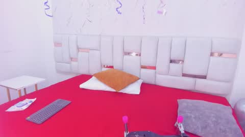  DALIANA  online show from February 15, 2026, 12:14 pm