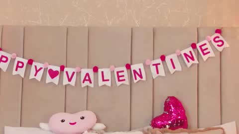 Snapshot of rachell_duque chatting on February 12, 2025, 5:48 pm Rachell online show from February 12, 2025, 5:48 pm