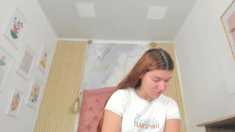 Snapshot of rachellesc chatting on June 3, 2026, 12:08 pm rachellesc online show from June 3, 2026, 12:08 pm