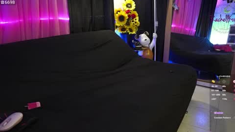 rachellk online show from October 12, 2025, 10:47 am