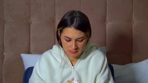 RachellSimpson online show from February 3, 2026, 4:32 am