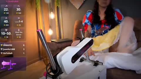 RACHEL online show from October 31, 2025, 3:24 pm