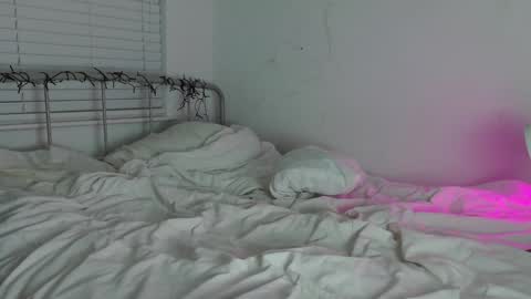 Snapshot of rachelxyung chatting on December 24, 2024, 12:22 am Rachel Yung online show from December 24, 2024, 12:22 am